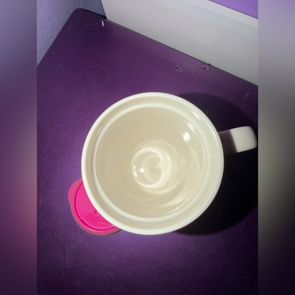 💕NWOT Barbie Pink Chevron Mug with handle - Picture 4 of 5